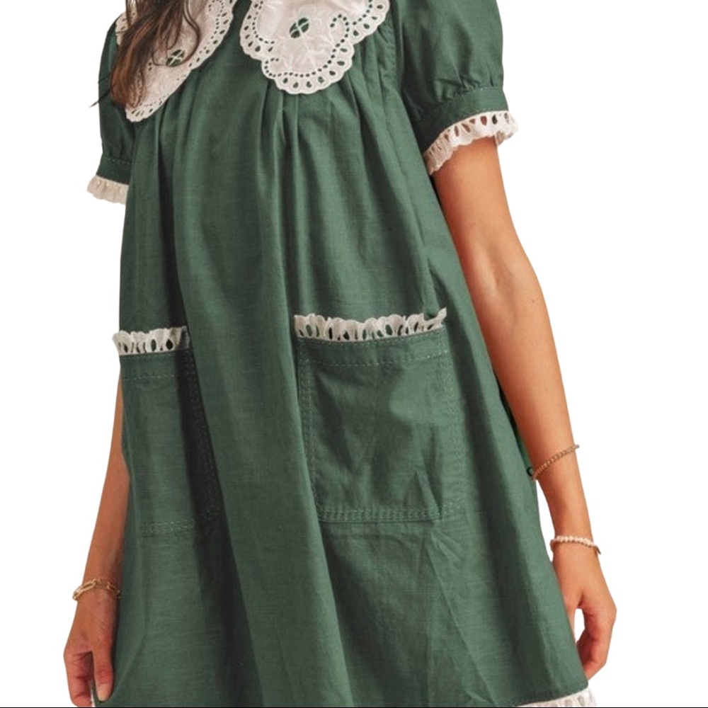Wide Collar Green Boutique Dress